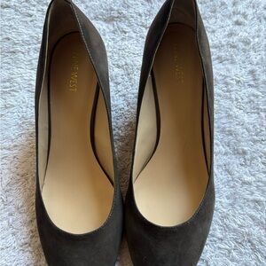 Nine West Gray Wedges